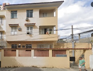 Apto em vila isabel com 80 m2, 02 quartos e dependência de empregada (rua dona maria, nº 79)